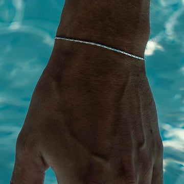 Men’s Stainless Steel Bracelet – Sleek & Modern Design