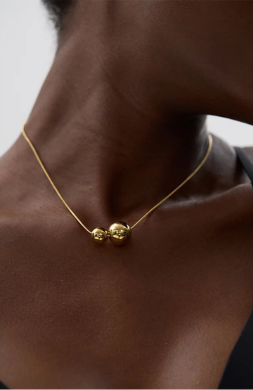 Elegant Round Ball Pendant Necklace - Timeless Simplicity