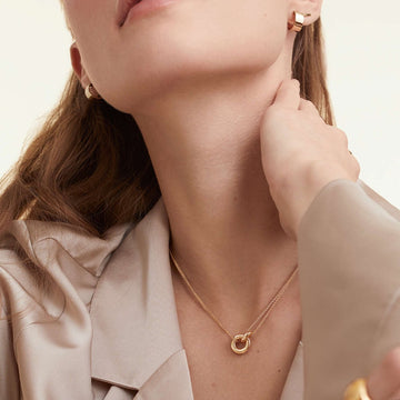 Stainless Steel Two-Tone Pendant Necklace – Elegant & Timeless